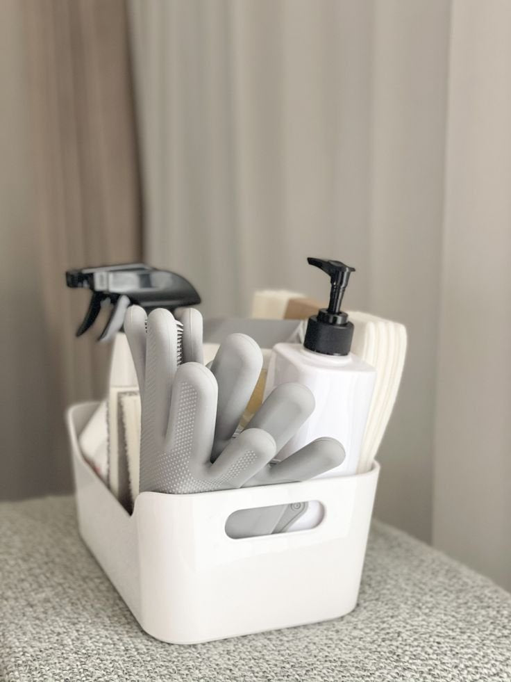 Toxic Products: The Endocrine Disruptors Harming Your Health and Skin